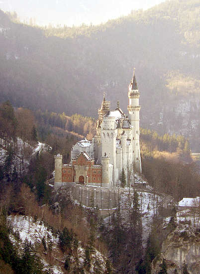 Schloss Neuschwanstein von Osten 