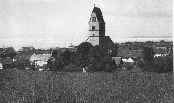 Hagnau. Blick auf Weinberge und die Kirche. Aufnahme um 1930. Badische Heimat 23 (1936) S. 324