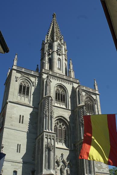 Westfassade des Münsters