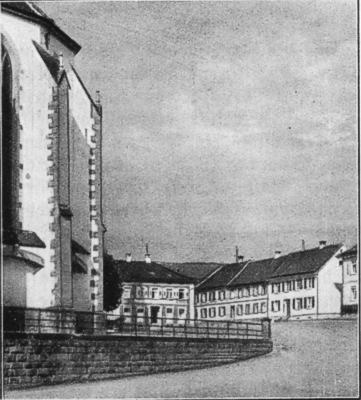 Markdorf, Marktplatz mit dem Chor der Stadtkirche