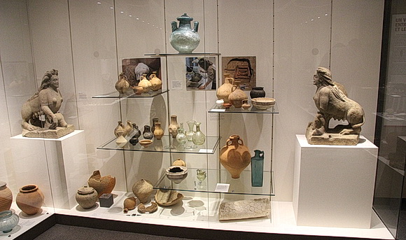 Blick in den Sonderausstelungsraum im Archäologischen Museum Strassburg