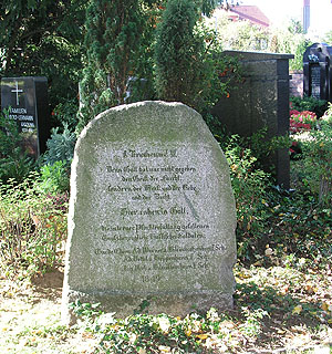 Gedenkstein auf dem Mannheimer Hauptfriedhof