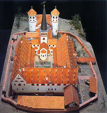 Modell des St. Michaelsklosters im Kurpfälzischen Museum Heidelberg, von Osten gesehen