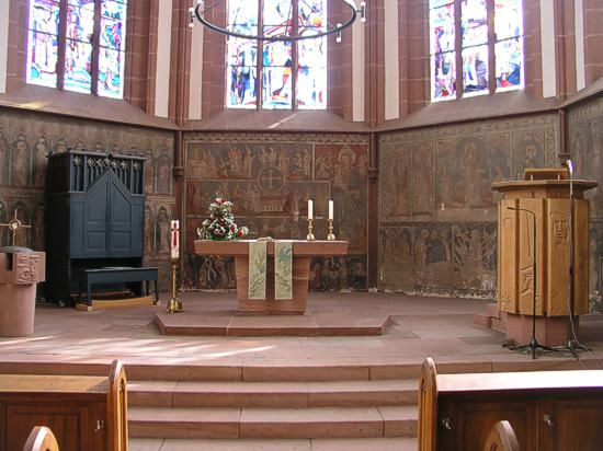 Lambrecht (Pfalz), ehem. Klosterkirche: Sockelzone der Apsis mit Wandmalereien des 14. Jahrhunderts