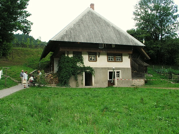 Das Taglöhnerhaus von der Vorderseite