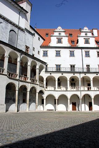 Renaissancearkaden Ottheinrichs im Hof der Neuburger Residenz