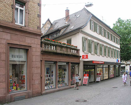 Häuserlücke in der Marktstraße zwischen Schlossplatz und Rossgasse.
