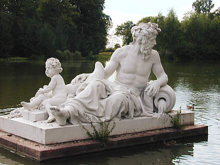 Flussgott Rhein am Großen Weiher