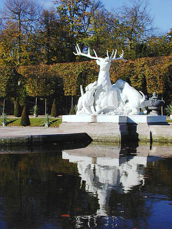 Hirschgruppe im Schwetzinger Schlossgarten