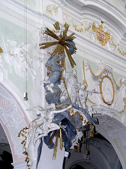Schalldeckel der Kanzel mit der Darstellung der Entrückung des Heiligen Benedikt