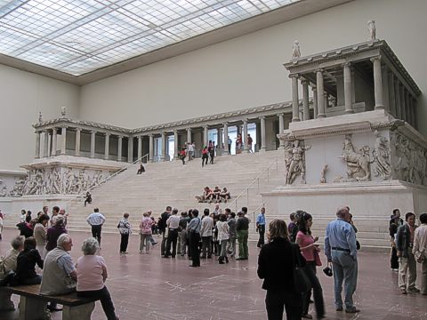Pergamonaltar im Pergamonmuseum Berlin