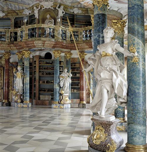 Bibliothekssal im Kloster Wiblingen. Bild: SSG/LMZ Armin Weischer 