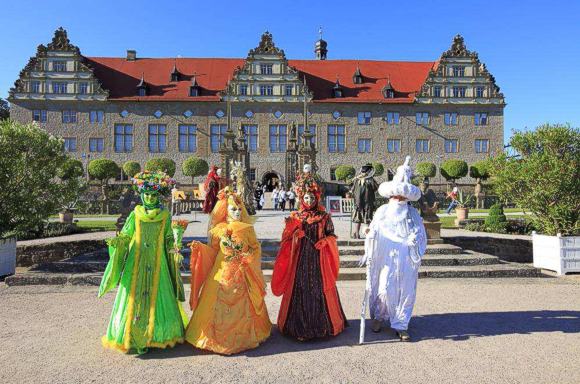 Schlossgarten in Weikersheim: Auch 2013 wartet das „Liebliche Taubertal“ mit zahlreichen attraktiven Veranstaltungen rund um die Themen Kultur und Genuss auf. 