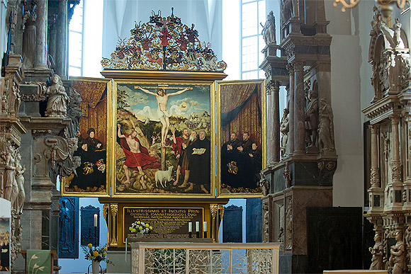 Altar von Lucas Cranach in der Stadtkirche Weimar. Foto Maik Schuck/Thüringer Städte