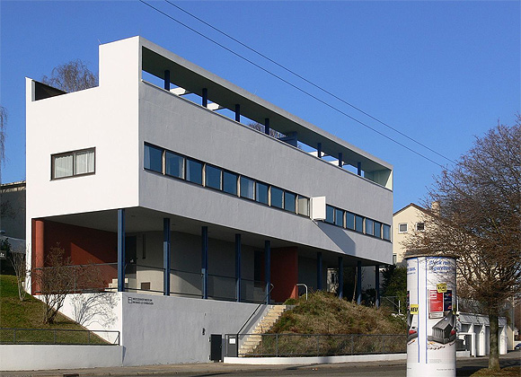 Le Corbusier & P. Jeanneret, Doppelhaus der Weißenhofsiedlung, Stuttgart. Bild: Wikimedia Commons/Andreas Praefcke (eig. Werk - CC.BY 3.0)