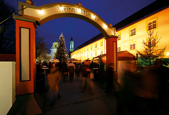 Weihnachtsmarkt im ehem. Kloster Ochsenhausen. Foto Wagner/ssg