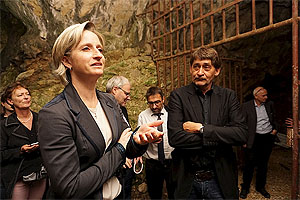 Ministerin Dr. Nicole Hoffmeister-Kraut beim Besuch des Hohlesteinstadels 