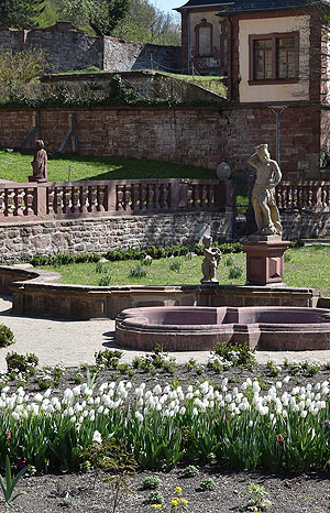 Abteigarten Bronnbach. Foto © Kloster Bronnbach