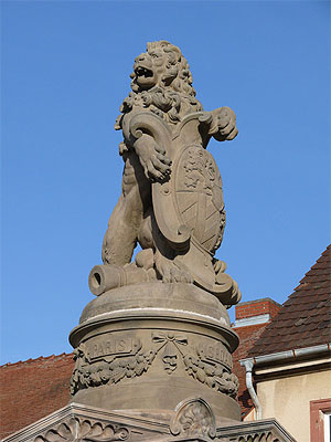 Der bayerische Löwe auf dem Kriegerdenkmal