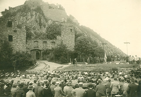 Festpielplatz vor der Karlsbastion. Foto: Stadtarchiv Singen