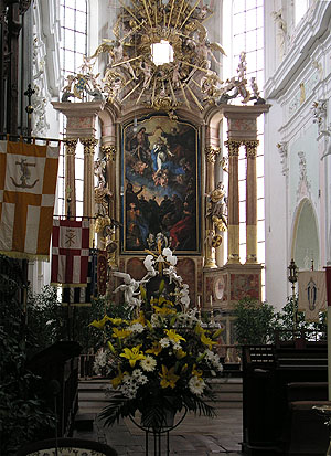 Klosterkirche Ochsenhausen, Blick zum Hochaltar. Foto: kulturer.be.