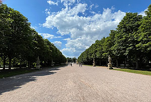 Schlossgarten Bruchsal, zentrale Allee im Garten, Blickrichtung nach Westen. Foto: kulturer.be