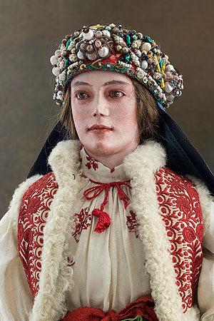 Modellpuppe in Tracht aus Siebenbürgen, aus der Sammlung von Alwine Arnold um 1900, Detail, Kulturhistorisches Museum Magdeburg, Foto: Kulturhistorisches Museum Magdeburg, Charlen Christoph