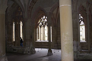 Kloster Maulbronn, Kapitelsaal mit Blick in den Kreuzgang