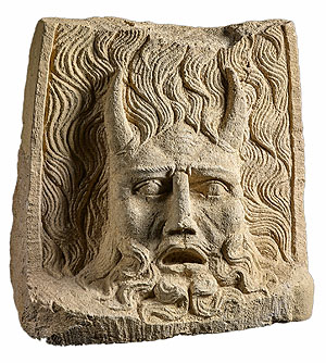 Steinrelief „Rhenus bicornis“, 2. Jahrhundert n. Chr. © LVR-LandesMuseum Bonn, Foto: Jürgen Vogel 